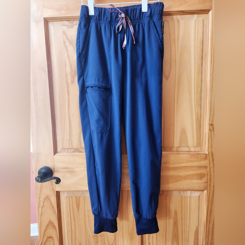 Xs navy Vince camuto scrub joggers bottem